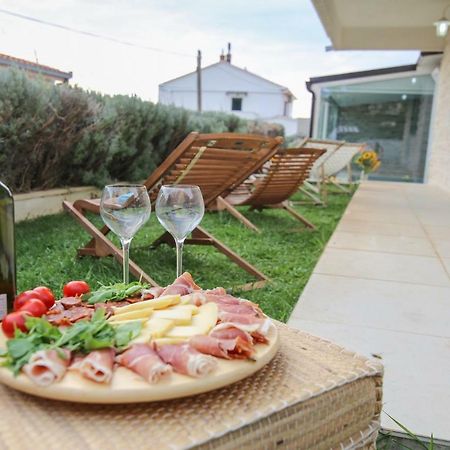 Eco Eclectic Villa With Pool Solin Buitenkant foto